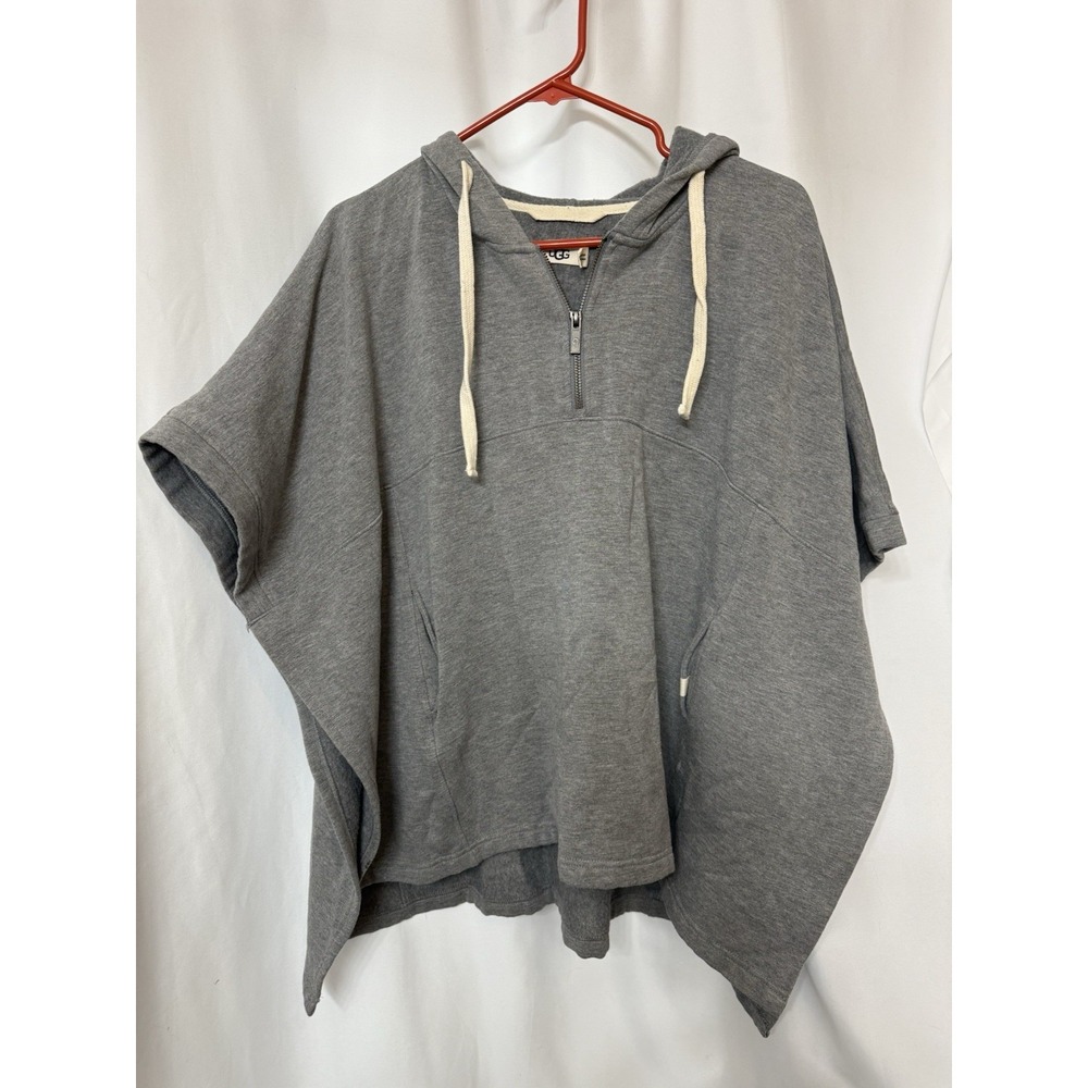UGG Women's‎ Cape Blanket Sweatshirt Boxy Size M/L.  K13